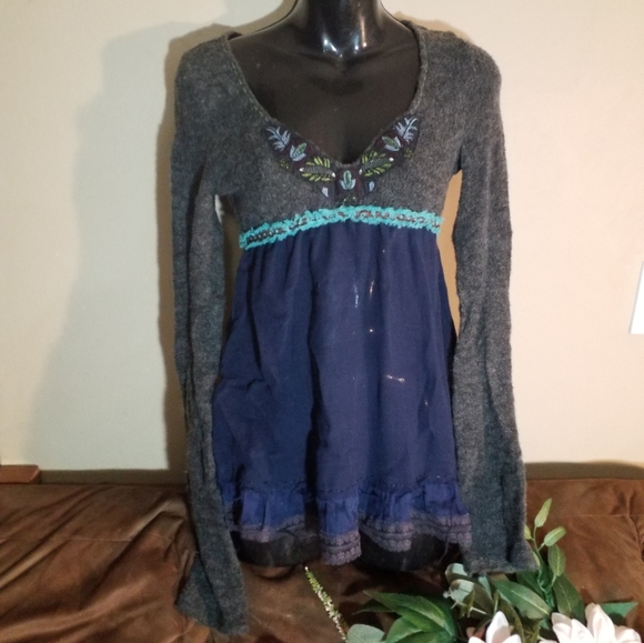 - Free people - Picture 2 of 9